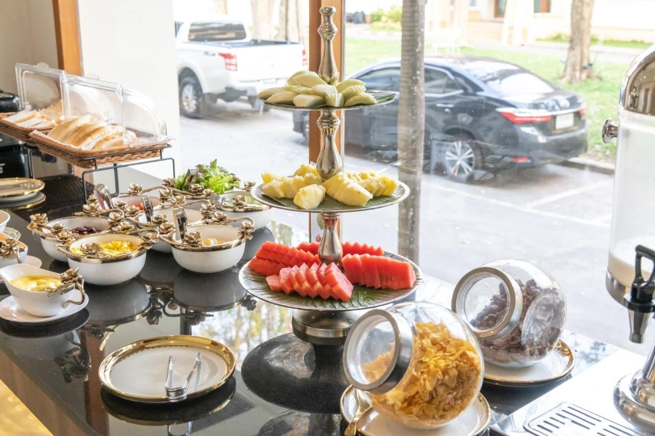 President Hotel Udonthani Ngoại thất bức ảnh